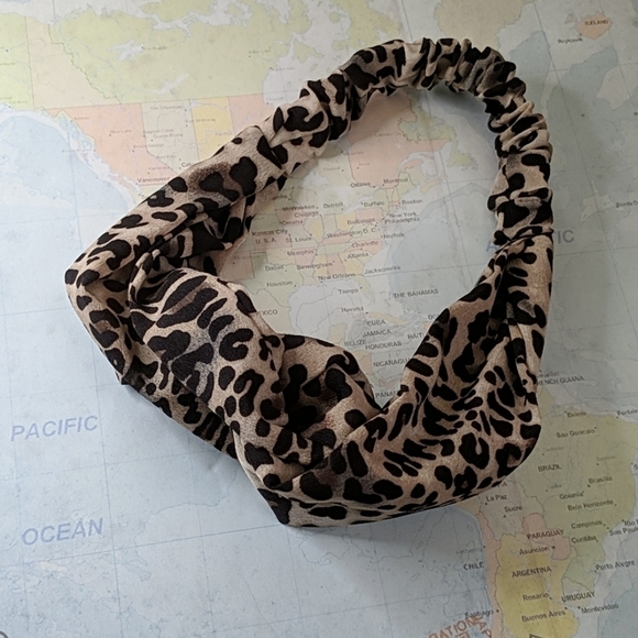 Leopard print knot chiffon head band - Picture 1 of 5